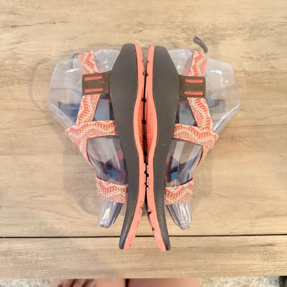 Chaco Z1 Sandals Girls Size 4 - Picture 5 of 7